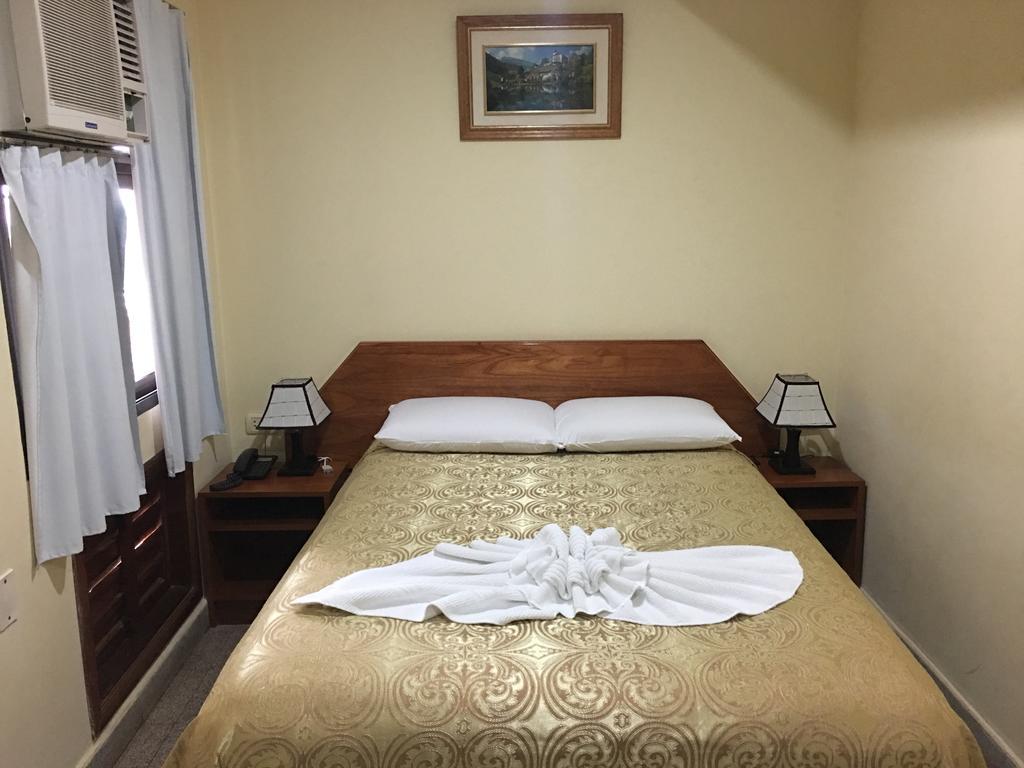 Hotel Domingo Savio Encarnación Eksteriør billede